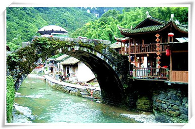 德夯苗寨。。.jpg
